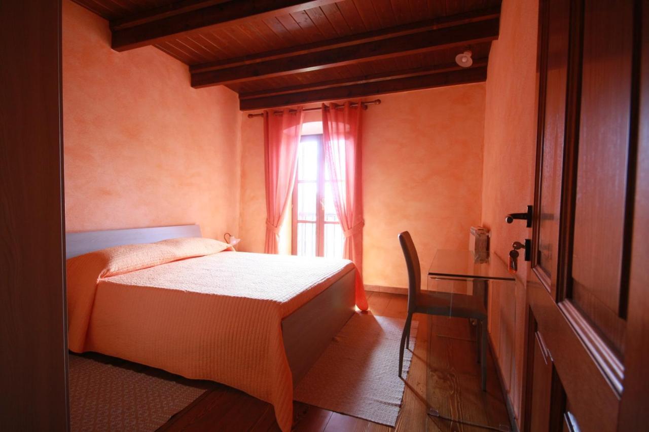 B&B Linu Ruiu Santu Lussurgiu Exterior foto